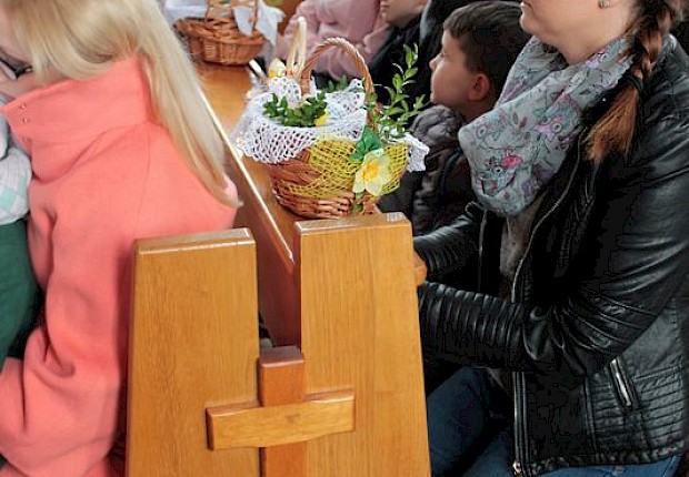 Poświęcenie pokarm&oacute;w wielkanocnych