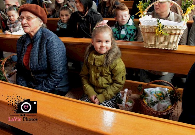 Poświęcenie pokarm&oacute;w wielkanocnych