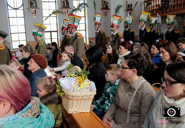 Poświęcenie pokarm&oacute;w wielkanocnych