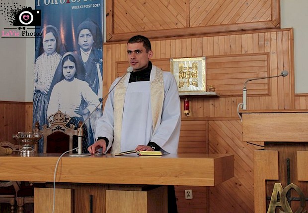 Poświęcenie pokarm&oacute;w wielkanocnych
