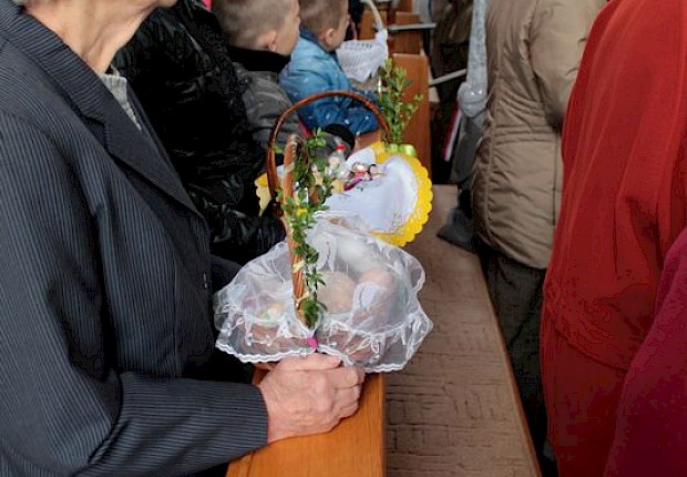 Poświęcenie pokarm&oacute;w wielkanocnych