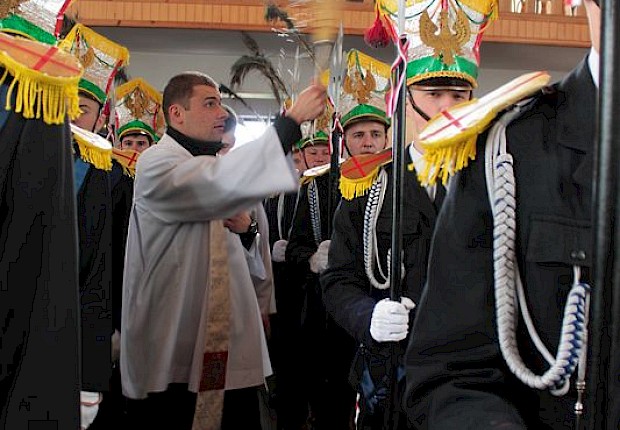 Poświęcenie pokarm&oacute;w wielkanocnych