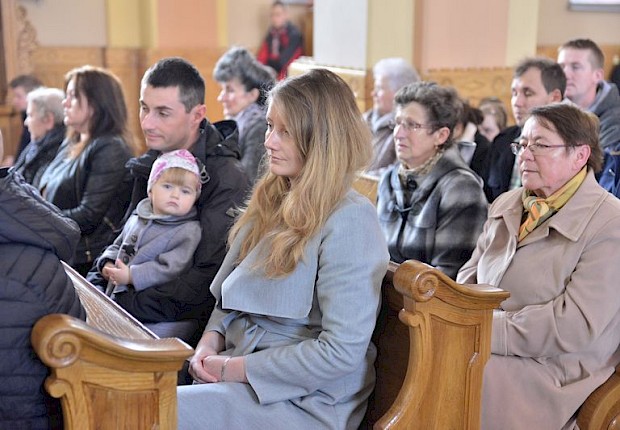 Poświęcenie pokarm&oacute;w wielkanocnych