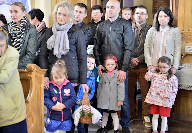 Poświęcenie pokarm&oacute;w wielkanocnych