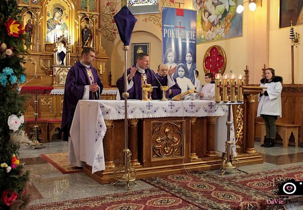 Parafialna droga krzyżowa