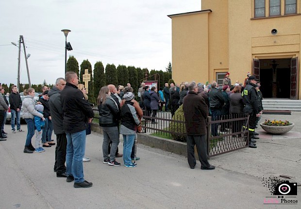 Parafialna droga krzyżowa