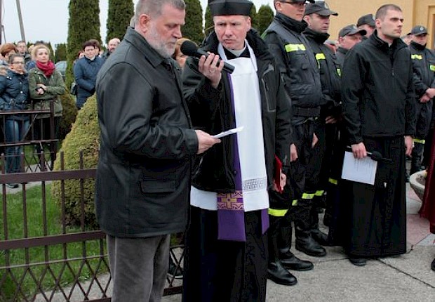 Parafialna droga krzyżowa
