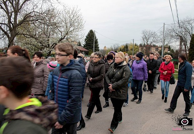 Parafialna droga krzyżowa