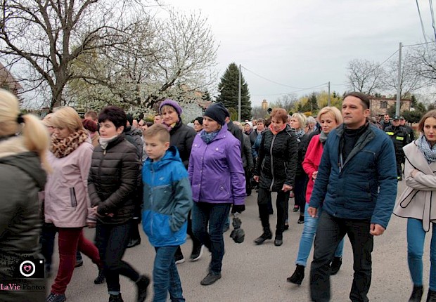 Parafialna droga krzyżowa