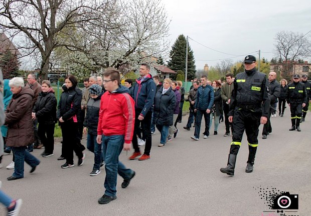 Parafialna droga krzyżowa