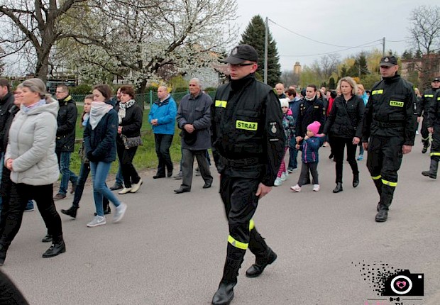 Parafialna droga krzyżowa