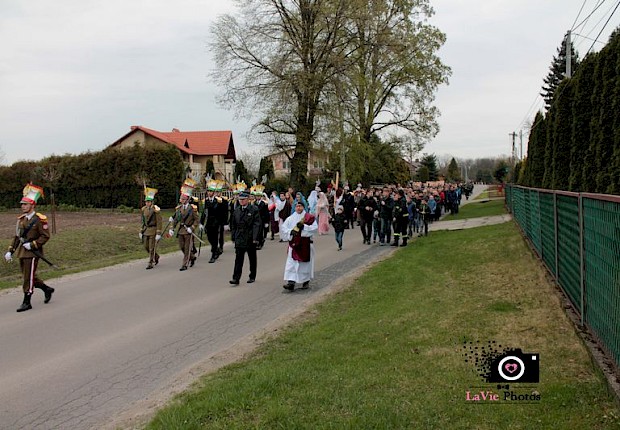 Parafialna droga krzyżowa
