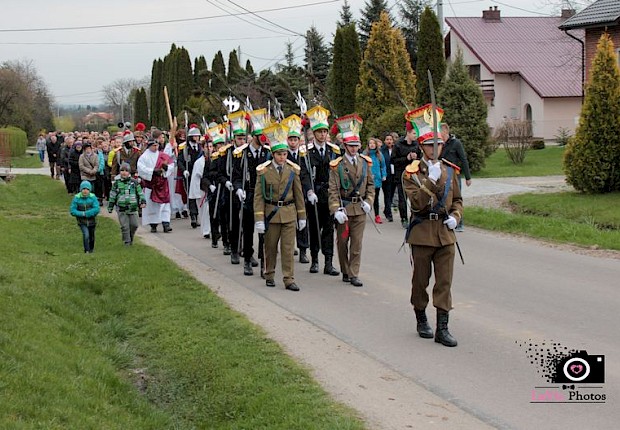 Parafialna droga krzyżowa
