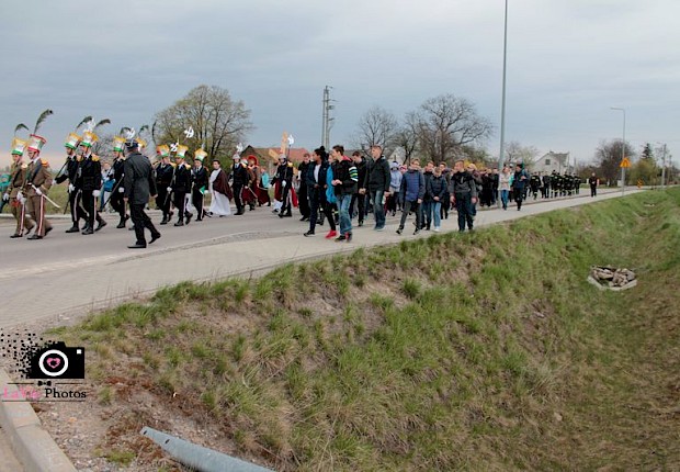 Parafialna droga krzyżowa