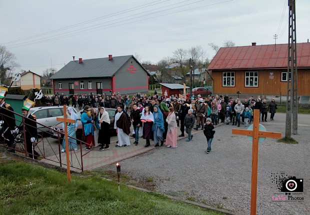 Parafialna droga krzyżowa