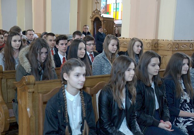 Zatwierdzenie Stowarzyszenia Ruchu Apostolstwa Młodzieży - Msza Święta