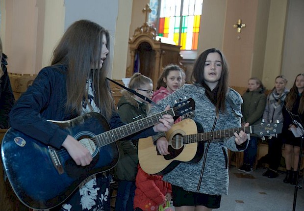 Zatwierdzenie Stowarzyszenia Ruchu Apostolstwa Młodzieży - Msza Święta