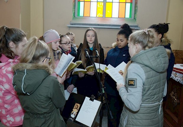 Zatwierdzenie Stowarzyszenia Ruchu Apostolstwa Młodzieży - Msza Święta