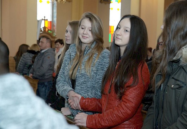 Zatwierdzenie Stowarzyszenia Ruchu Apostolstwa Młodzieży - Msza Święta