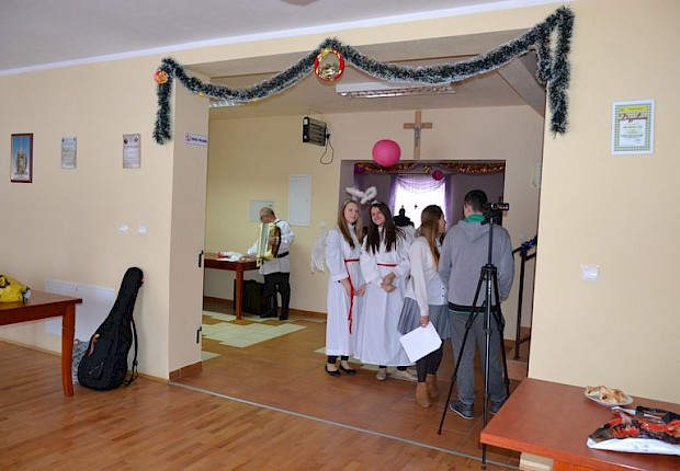 Przedstawienie jasełkowe oraz IV Parafialny Przegląd Kolęd i Pastorałek
