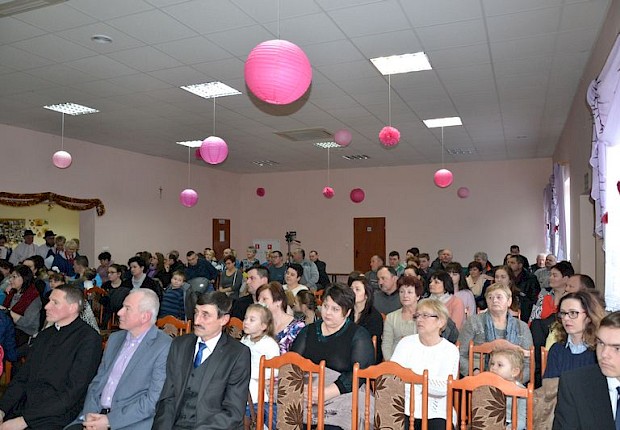 Przedstawienie jasełkowe oraz IV Parafialny Przegląd Kolęd i Pastorałek