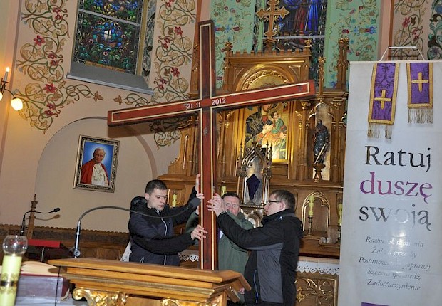 Parafialna droga krzyżowa