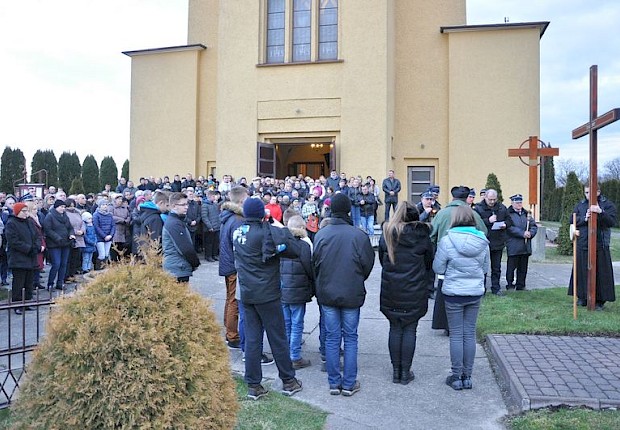 Parafialna droga krzyżowa