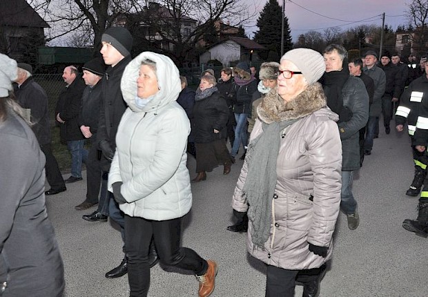 Parafialna droga krzyżowa