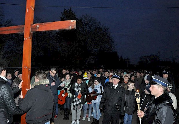 Parafialna droga krzyżowa