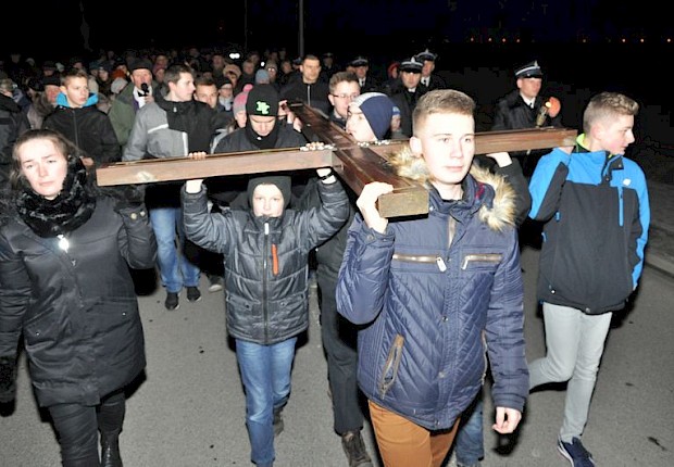 Parafialna droga krzyżowa