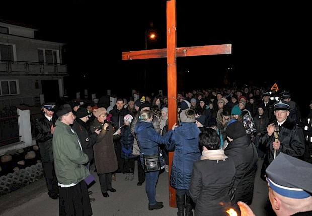 Parafialna droga krzyżowa