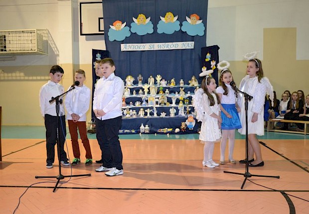 Wiecz&oacute;r poetycko-muzyczny "Anioły są wśr&oacute;d nas"