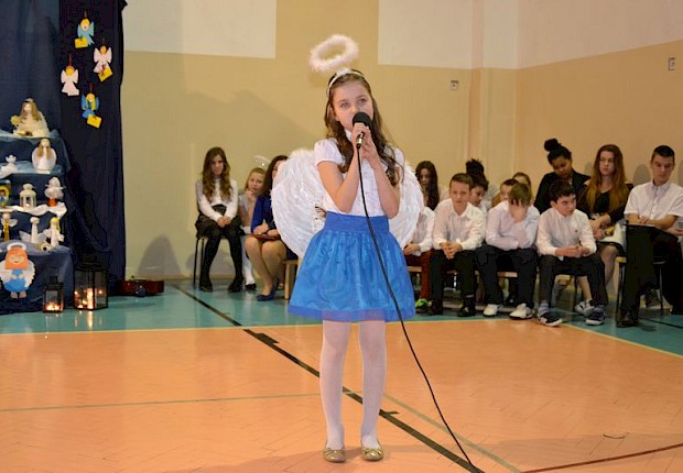 Wiecz&oacute;r poetycko-muzyczny "Anioły są wśr&oacute;d nas"