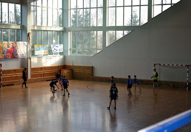 Dekanalny turniej ministrant&oacute;w w piłce halowej