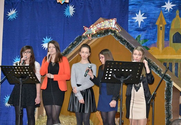 Jasełka i III Parafialny Przegląd Kolęd i Pastorałek