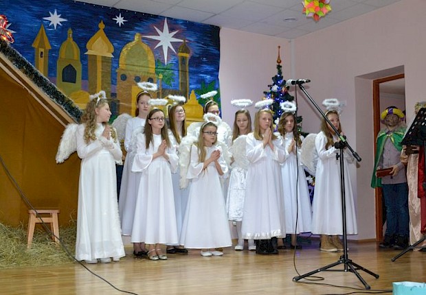 Jasełka i III Parafialny Przegląd Kolęd i Pastorałek