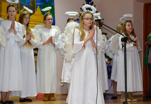 Jasełka i III Parafialny Przegląd Kolęd i Pastorałek