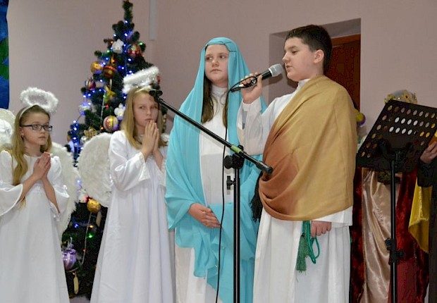 Jasełka i III Parafialny Przegląd Kolęd i Pastorałek