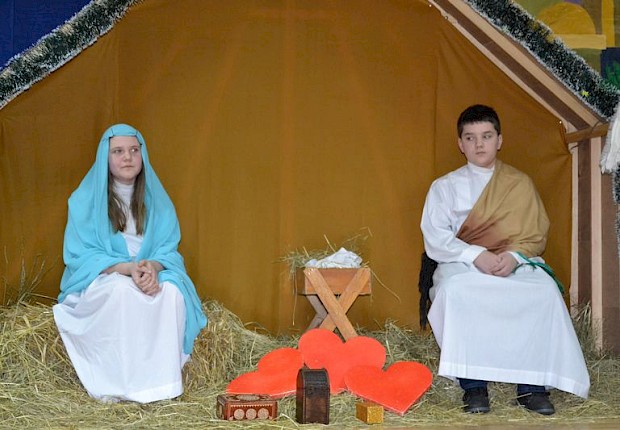 Jasełka i III Parafialny Przegląd Kolęd i Pastorałek