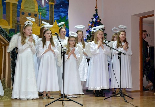 Jasełka i III Parafialny Przegląd Kolęd i Pastorałek
