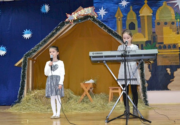 Jasełka i III Parafialny Przegląd Kolęd i Pastorałek
