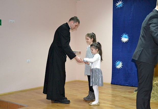 Jasełka i III Parafialny Przegląd Kolęd i Pastorałek