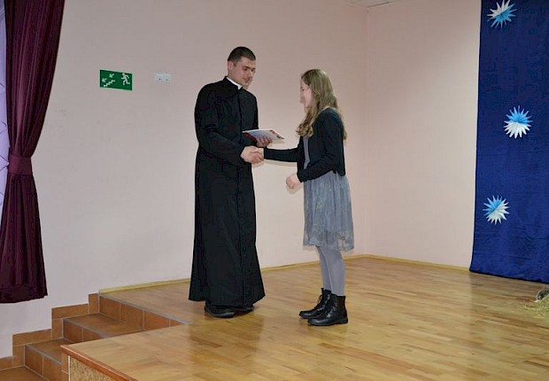 Jasełka i III Parafialny Przegląd Kolęd i Pastorałek