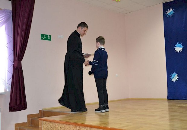 Jasełka i III Parafialny Przegląd Kolęd i Pastorałek