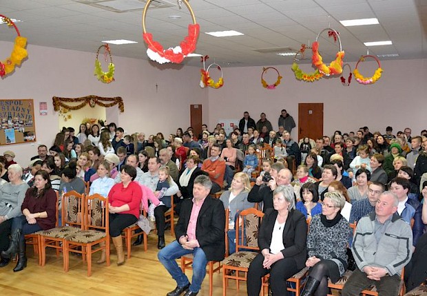 Jasełka i III Parafialny Przegląd Kolęd i Pastorałek