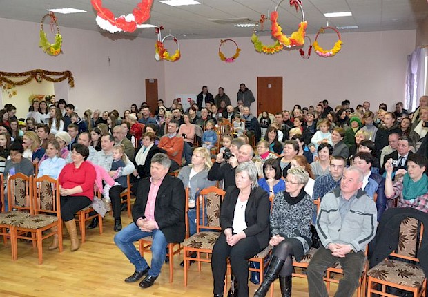 Jasełka i III Parafialny Przegląd Kolęd i Pastorałek