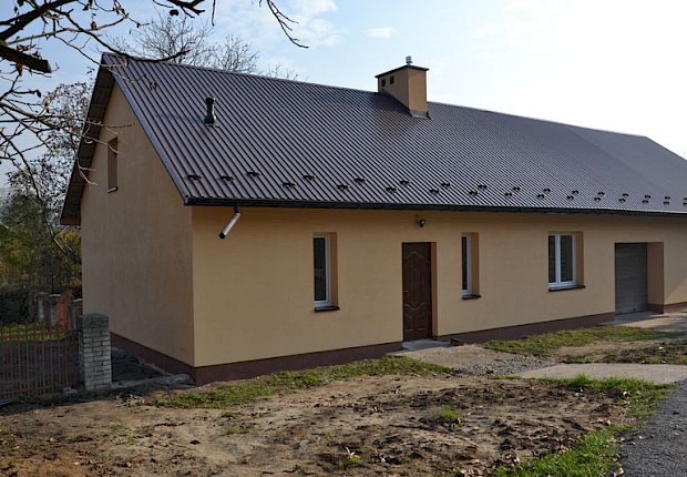 Zakończenie prac przy dociepleniu budynku parafialnego