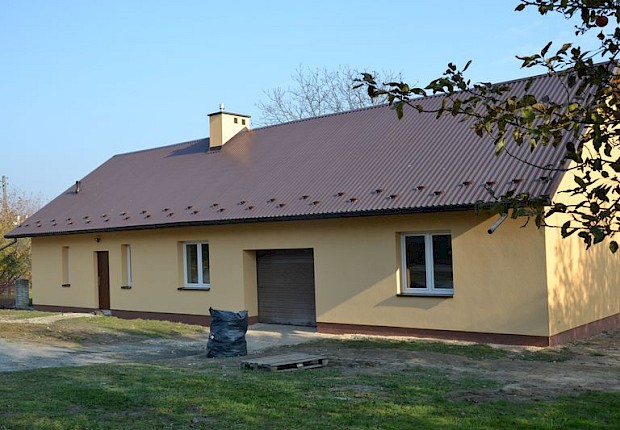Zakończenie prac przy dociepleniu budynku parafialnego