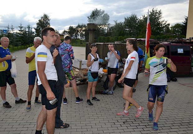 Pielgrzymka rowerowa o pok&oacute;j na Ukrainie: Zarwanica - Częstochowa