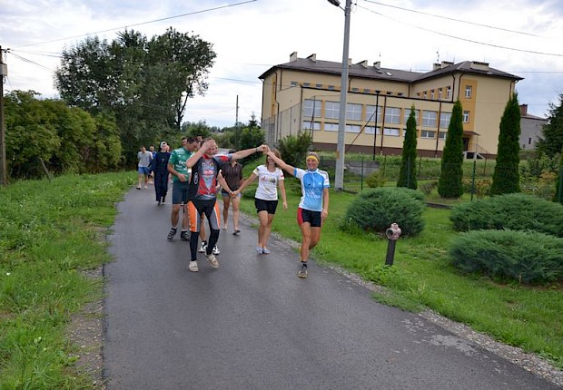 Pielgrzymka rowerowa o pok&oacute;j na Ukrainie: Zarwanica - Częstochowa